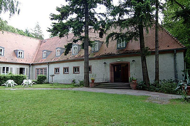 Gaestehaus Der Polizei Inn
